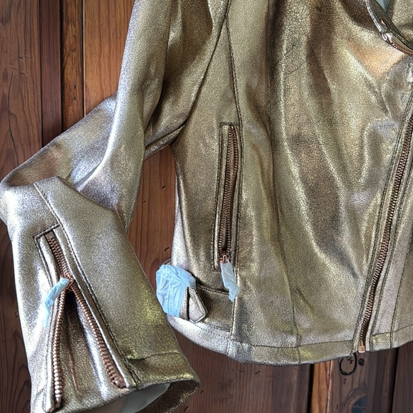 NWT ANTHROPOLOGIE ROSE GOLD METALLIC FAUX LEATHER SCUBA MOTO JACKET. SIZE MP. - Picture 5 of 17